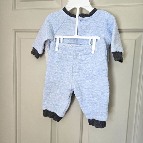 2/$15 Little me set size 6 m - Picture 4 of 4